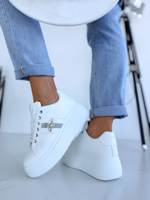 Baltas botas "PASSWORD A006"